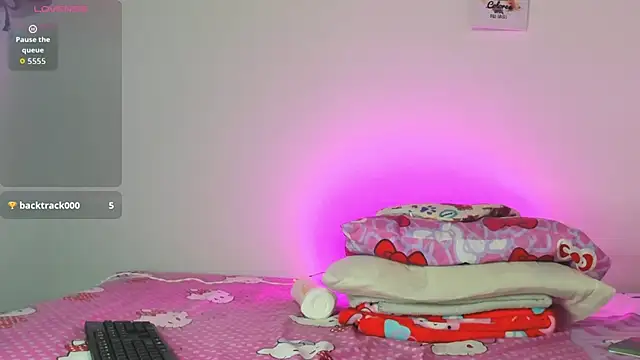 Snapshot of lustlunna chatting on 11/03/25, 02:24 lustlunna online show from 11/03/25, 02:24