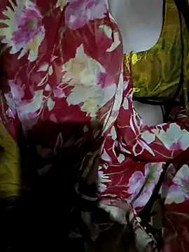 Snapshot of Hot_lali_555 chatting on 09/17/25, 03:57 Hot lali 555 online show from 09/17/25, 03:57