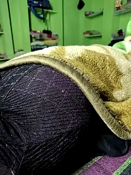 Snapshot of Hot_lali_555 chatting on 10/14/25, 01:06 Hot lali 555 online show from 10/14/25, 01:06