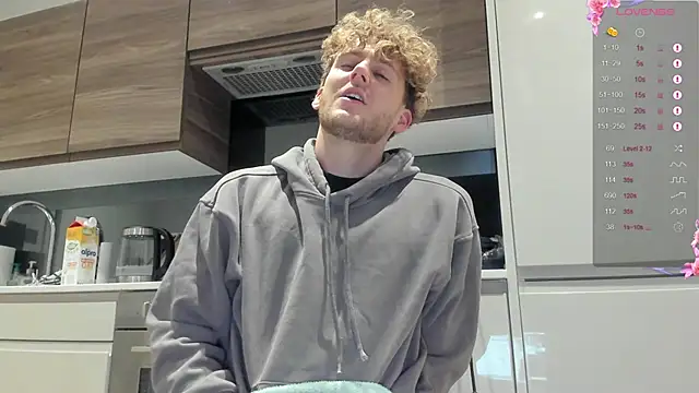 DominantAlex18 online show from 11/27/25, 06:48