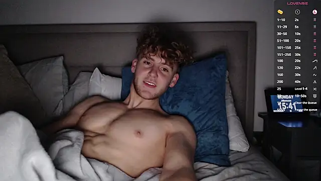 DominantAlex18 online show from 12/22/25, 03:42