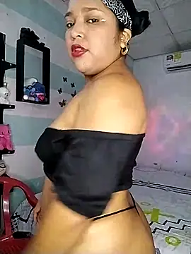 Angelly ricura online show from 11/07/25, 02:28