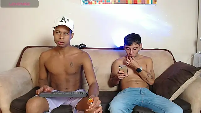 SpicyBoys X online show from 04/10/26, 12:05