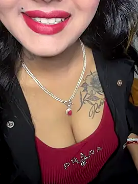 Snapshot of nishababybaby chatting on 11/25/25, 04:51 nishababybaby online show from 11/25/25, 04:51