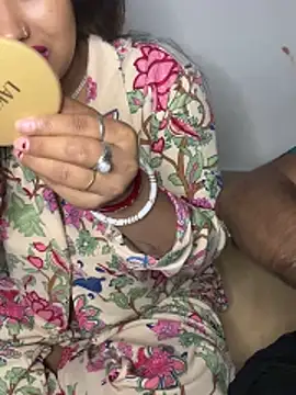 Snapshot of nishababybaby chatting on 11/28/25, 04:42 nishababybaby online show from 11/28/25, 04:42