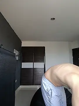 TeddyBear 07 online show from 11/05/25, 12:38