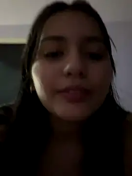Snapshot of Angeldusttt chatting on 09/27/25, 05:34 Angeldusttt online show from 09/27/25, 05:34