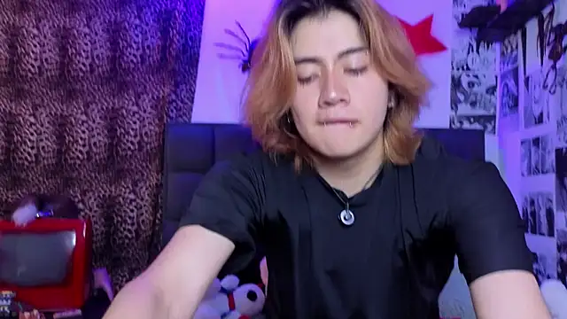 Snapshot of Vamps_Lovers chatting on 12/03/25, 08:07 Vamps Lovers online show from 12/03/25, 08:07