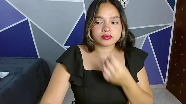 Charlotte greyx online show from 10/07/25, 05:54