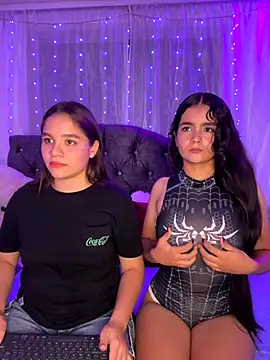 Ashley and Zoe online show from 09/13/25, 12:10