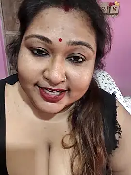 Snapshot of hotbhabhi011 chatting on 03/11/26, 05:13 hotbhabhi011 online show from 03/11/26, 05:13