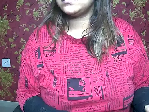 Snapshot of mrymlove chatting on 10/29/25, 11:12 mrymlove online show from 10/29/25, 11:12