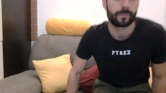 Snapshot of Amicisegreti chatting on 11/07/25, 09:26 Amicisegreti online show from 11/07/25, 09:26