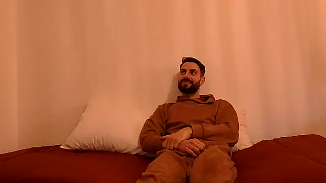 Amicisegreti online show from 03/28/26, 04:17