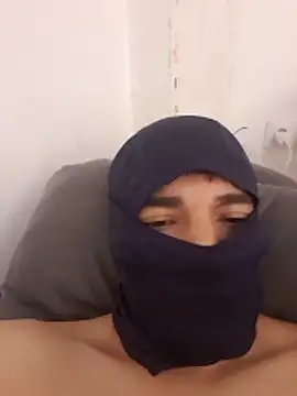 Elcurvo69 online show from 10/31/25, 11:39