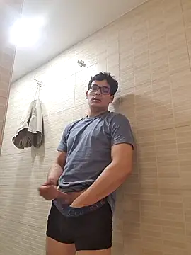 Elcurvo69 online show from 11/30/25, 12:36