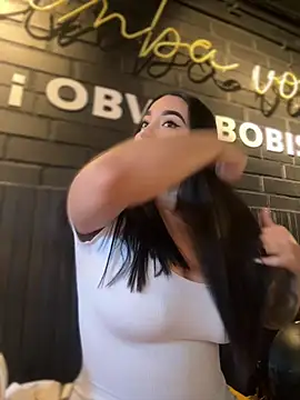 SofiaWildee online show from 01/18/26, 10:35