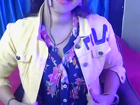 priya-kumari22 online show from 12/14/25, 04:51