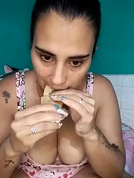 kariciasecreta online show from 03/26/26, 04:34