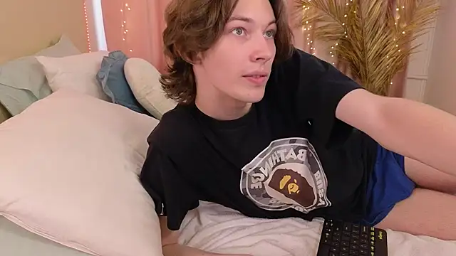  Den1s  online show from 10/11/25, 12:26