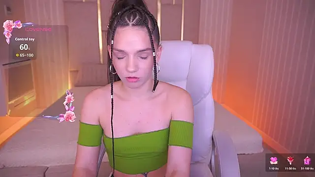 MirielleNymph online show from 12/03/25, 02:04