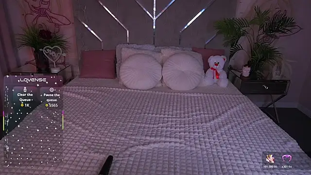 MirielleNymph online show from 02/12/26, 01:39