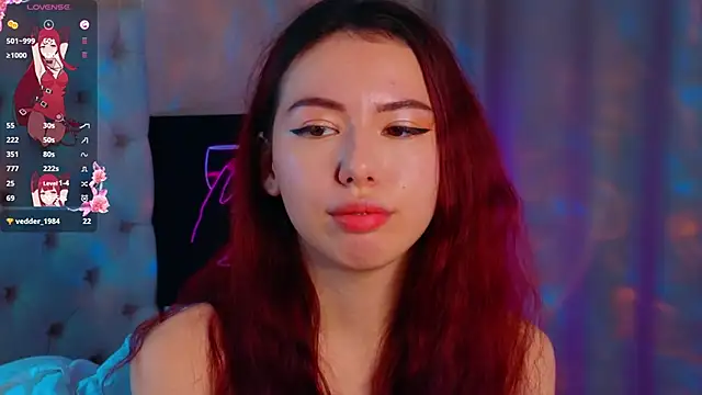 Snapshot of JenniferGlover chatting on 11/15/25, 07:49 JenniferGlover online show from 11/15/25, 07:49