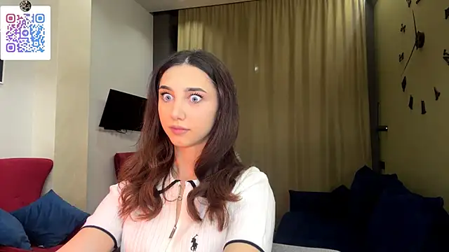 LinaMour online show from 01/13/26, 10:15