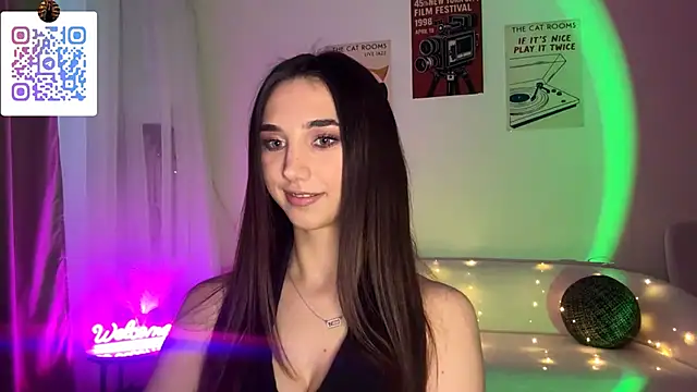 LinaMour online show from 03/08/26, 02:15