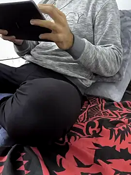 Snapshot of yazinyazin1 chatting on 11/08/25, 11:25 yazinyazin1 online show from 11/08/25, 11:25