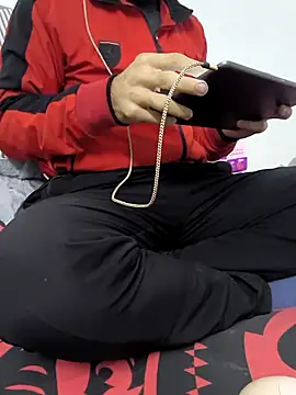 Snapshot of yazinyazin1 chatting on 12/03/25, 03:10 yazinyazin1 online show from 12/03/25, 03:10