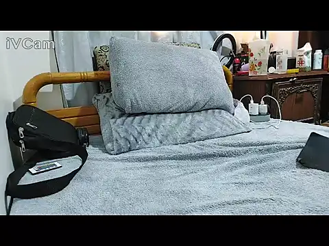 yazinyazin1 online show from 01/07/26, 10:51