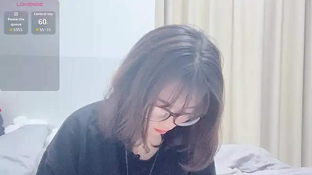 Snapshot of Xoxo-258 chatting on 10/16/25, 07:15 Xoxo-258 online show from 10/16/25, 07:15