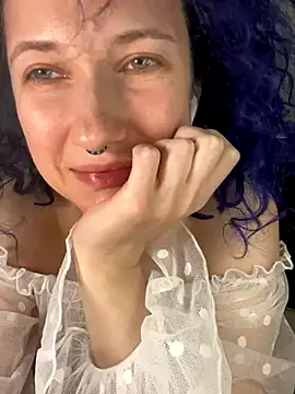 Kitty Kisss online show from 11/10/25, 07:35