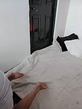 Eva Clark01 online show from 10/31/25, 04:52