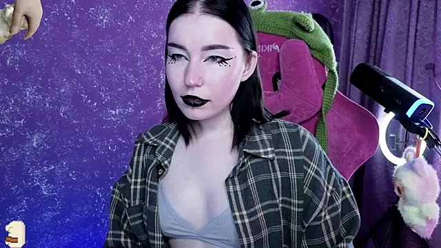 Snapshot of MargarettRose chatting on 07/03/26, 02:18 MargarettRose online show from 07/03/26, 02:18