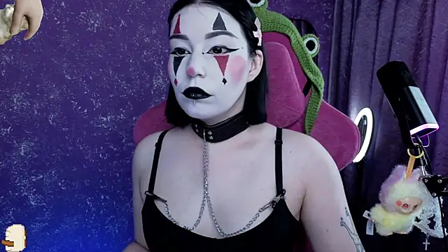 Snapshot of MargarettRose chatting on 07/15/26, 04:29 MargarettRose online show from 07/15/26, 04:29
