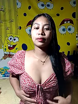 Snapshot of UrSweetAsianLady_02 chatting on 05/05/26, 01:46 UrSweetAsianLady 02 online show from 05/05/26, 01:46