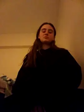 freakylittlebitch69 online show from 09/09/25, 02:00