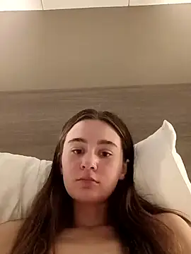 freakylittlebitch69 online show from 09/12/25, 02:39