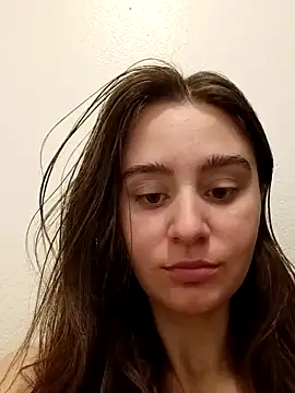 freakylittlebitch69 online show from 10/04/25, 03:32