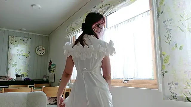 SUZU 1201 online show from 05/30/26, 12:08