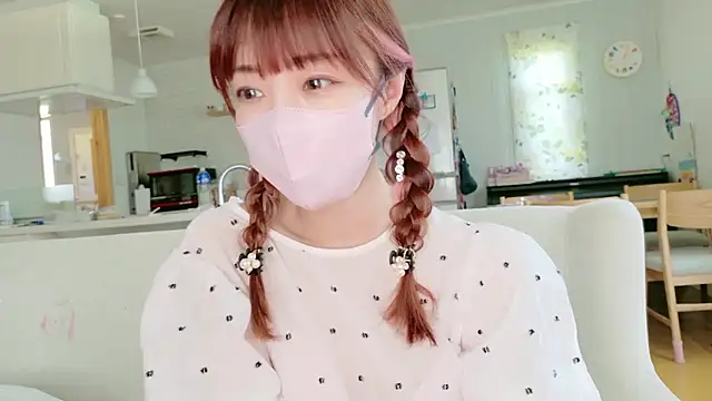 SUZU 1201 online show from 07/21/26, 04:04