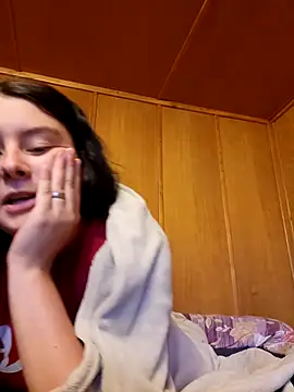 YoungLiisaxx online show from 10/24/25, 06:32