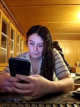 YoungLiisaxx online show from 02/18/26, 05:42