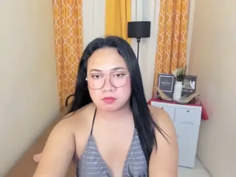 TsUncutKaren online show from 04/15/26, 08:09