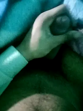 Snapshot of mohiraj chatting on 11/15/25, 12:02 mohiraj online show from 11/15/25, 12:02