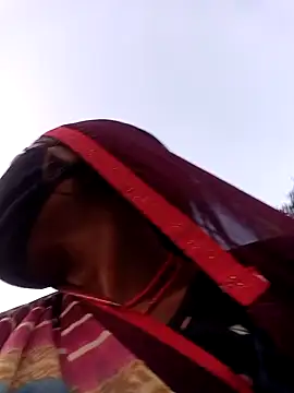 Snapshot of Jan_643 chatting on 10/04/25, 12:52 Jan 643 online show from 10/04/25, 12:52