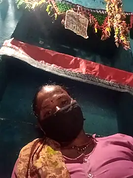 Snapshot of Jan_643 chatting on 10/06/25, 05:49 Jan 643 online show from 10/06/25, 05:49