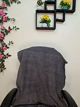 ariya-03 online show from 12/23/25, 09:29